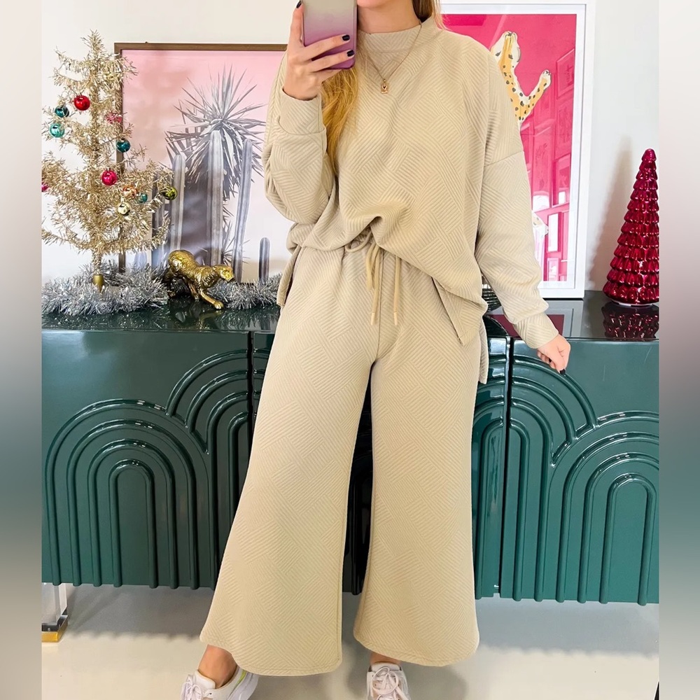 Matching Sweatshirt Set